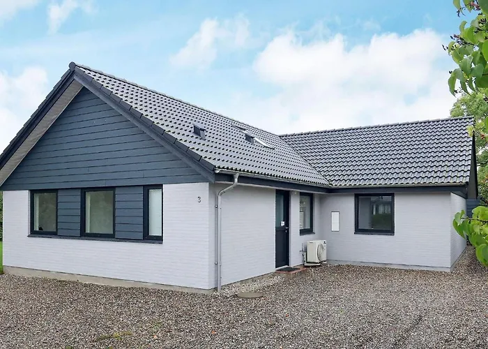 Luxury Retreat By - By Traum 別荘